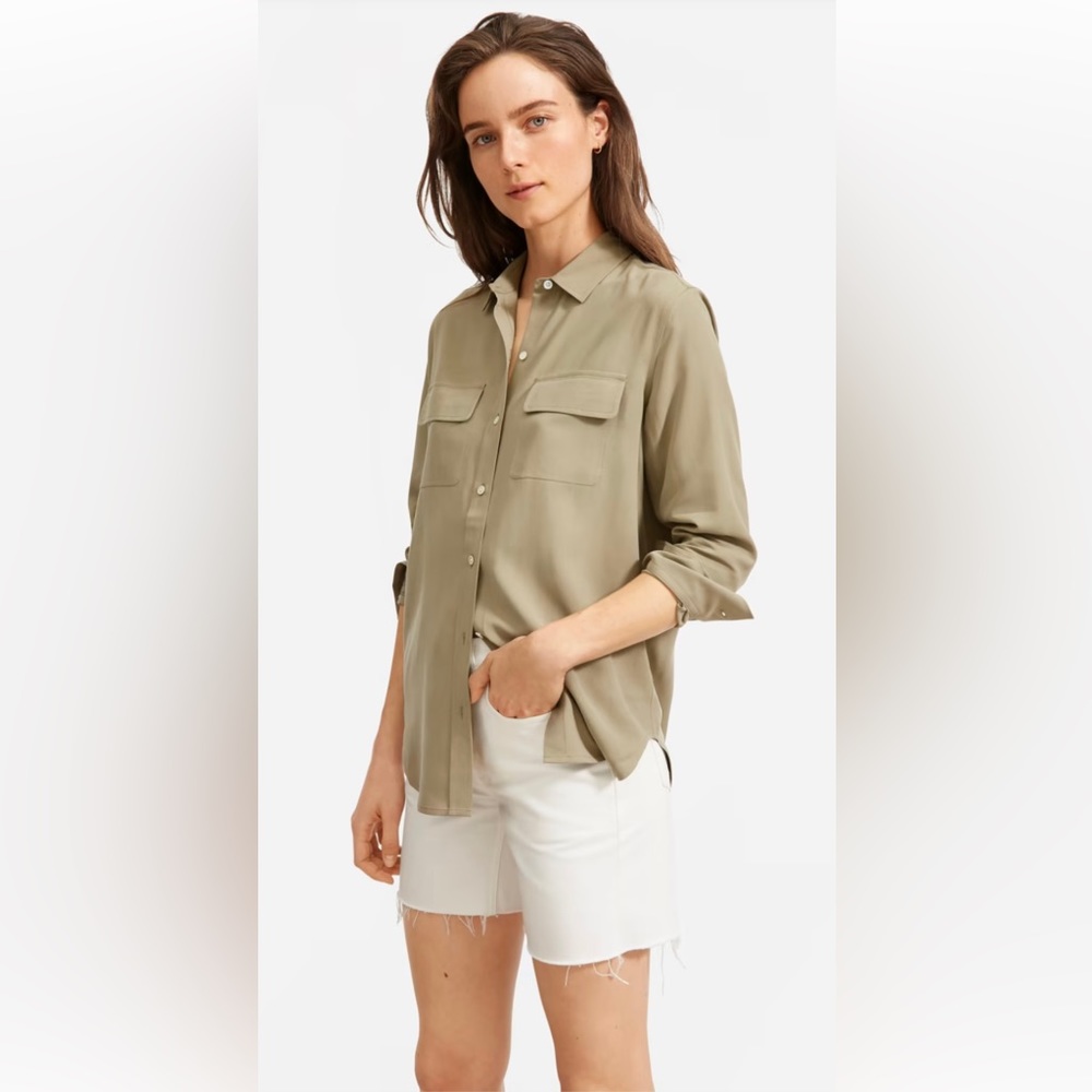 Everlane The Washable Silk Relaxed Shirt in Covert Green, Size 12